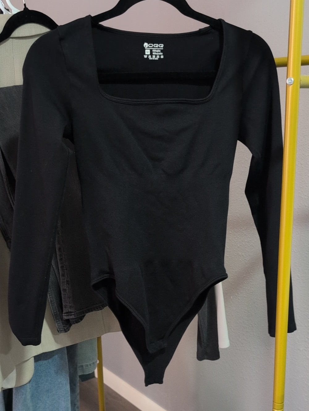 Black Square-Neck Long Sleeve Bodysuit - Unbranded